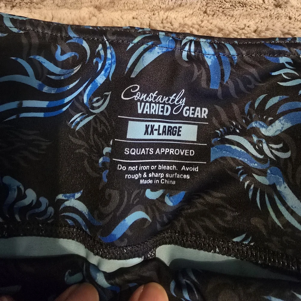 Constantly Varied Gear Phoenix Capris Leggings - Picture 2 of 3